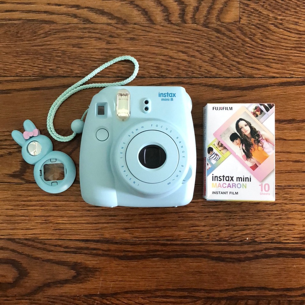 Polaroid camera, blue insta mini max 8